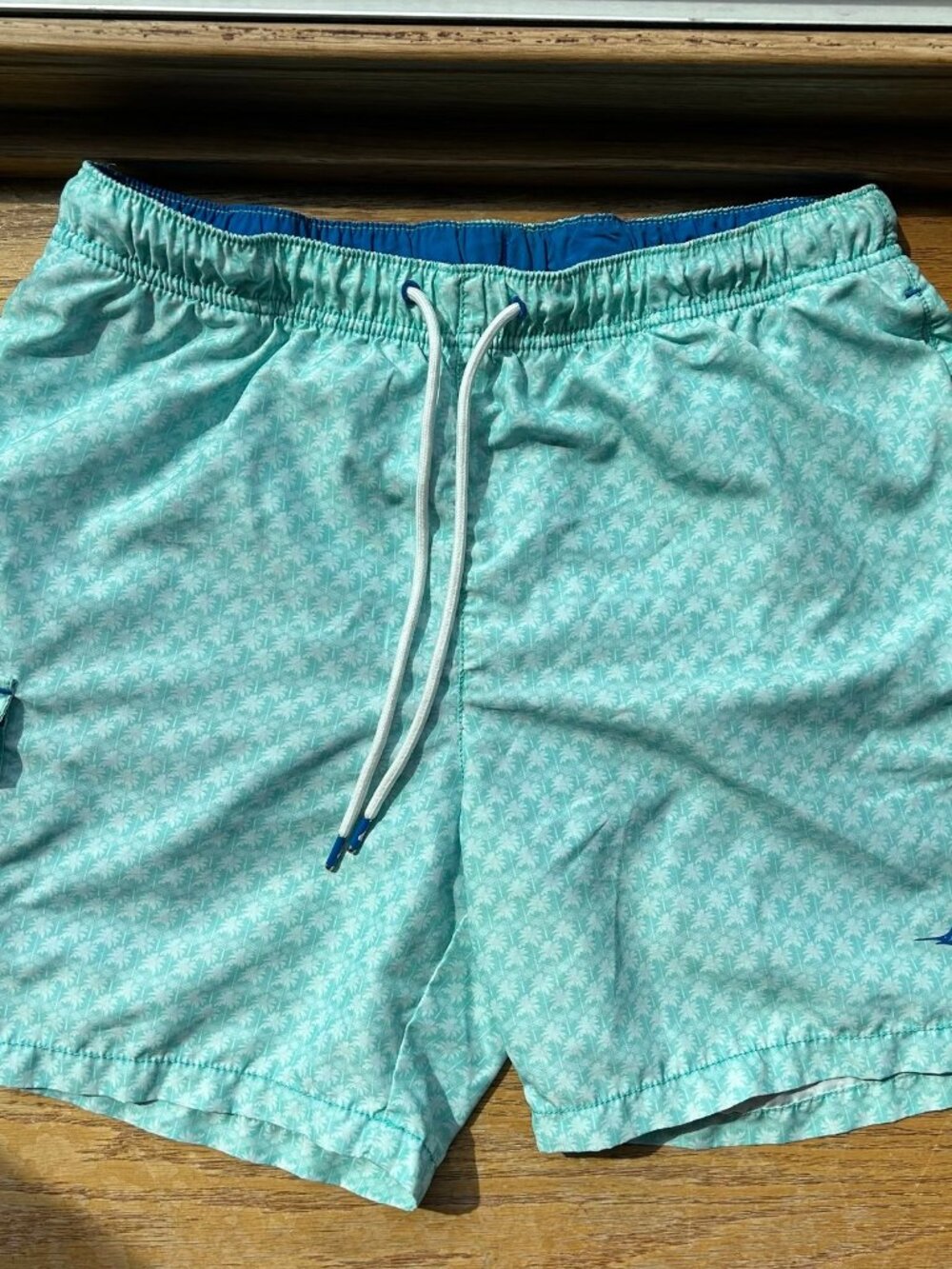 Tommy Bahama Aqua Palm Tree Swim Trunks Lined Cargo Pocket Sz M Vacation Beach